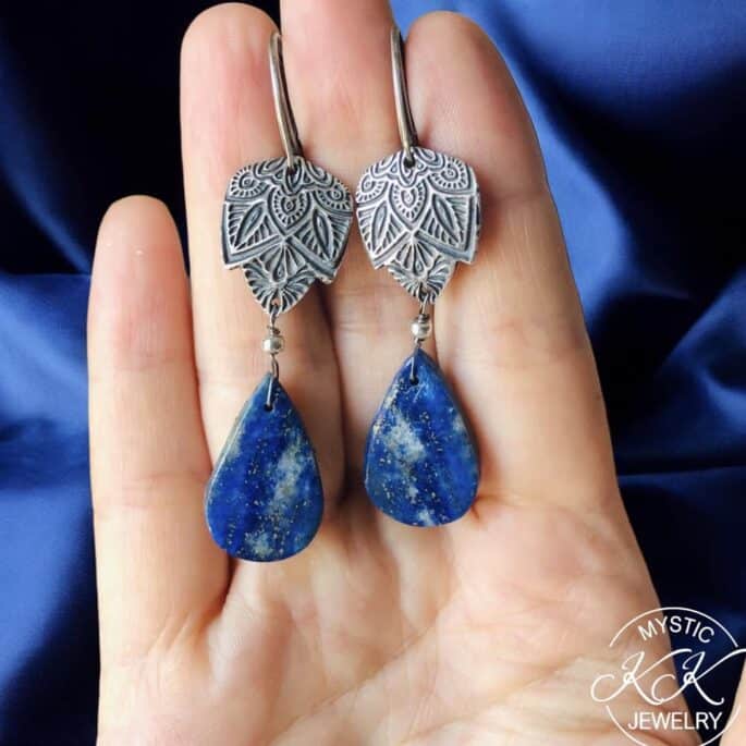 Keeper of Mysteries - Earrings - Image 2
