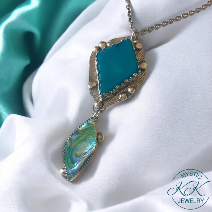 Queen of the Reef - Necklace