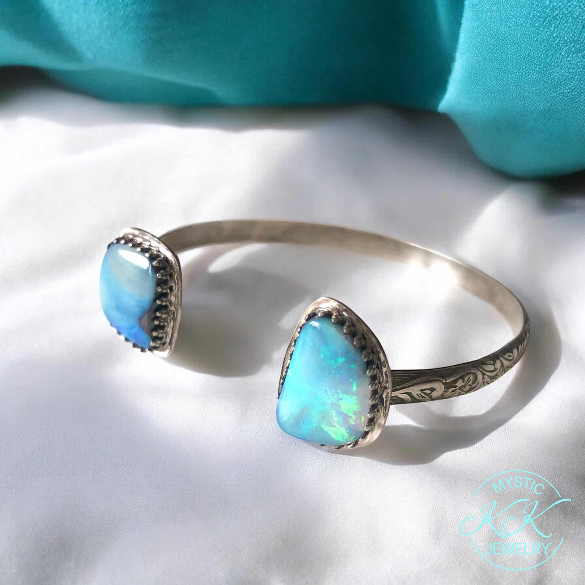 Tide’s Embrace - Bracelet